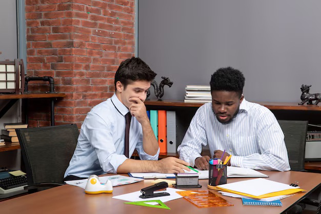 Cheap vs Premium Assignment Help: What Are You Really Paying For?